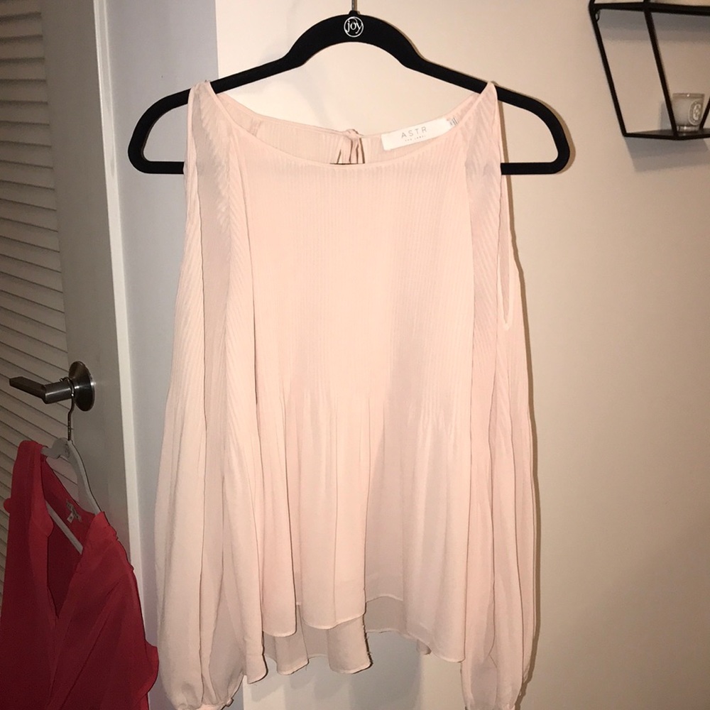 ASTR blush blouse, size M